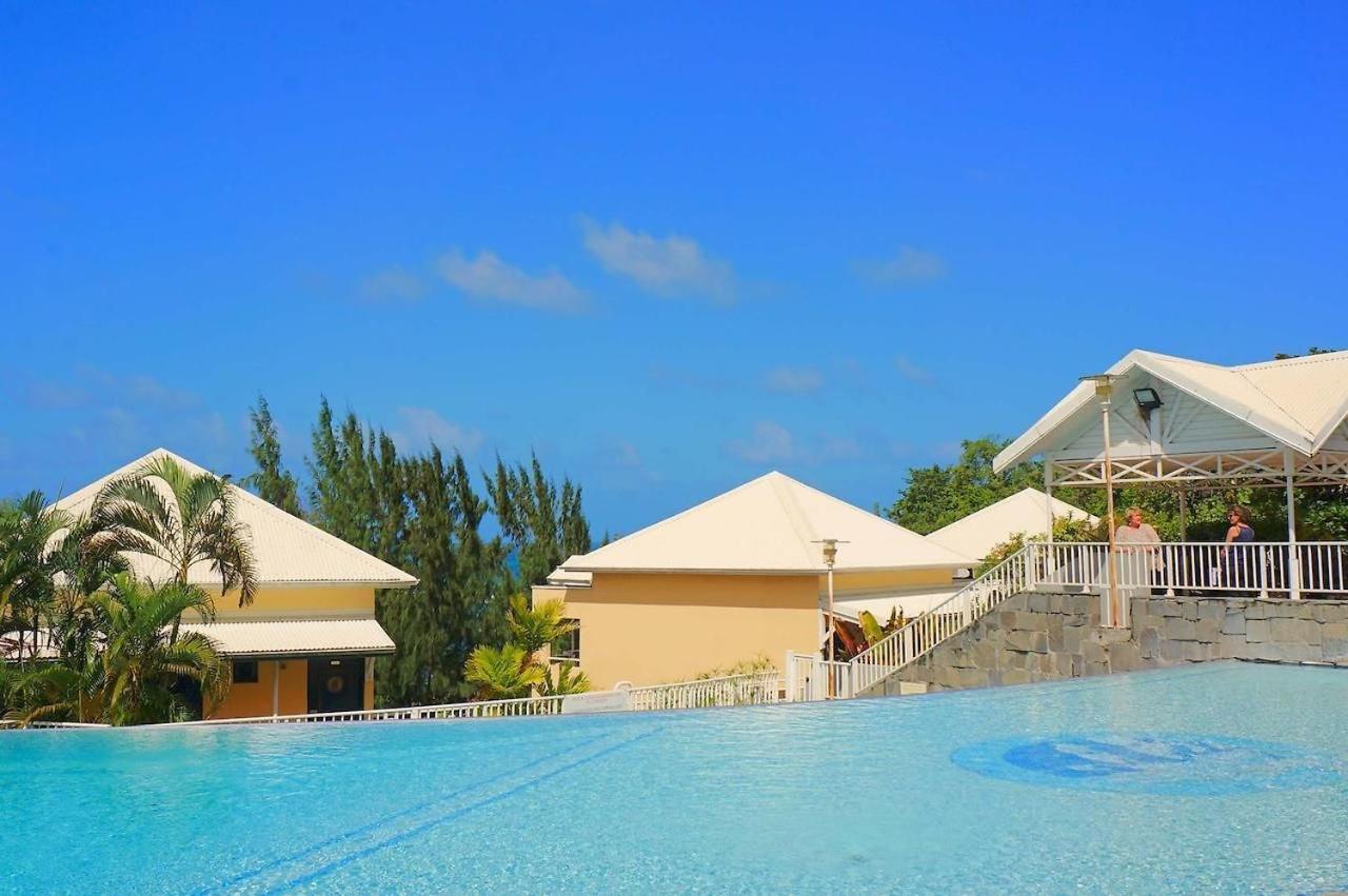 Studio Climatise Dans Residence Avec Piscine, A Proximite De La Mer 拉特里尼泰 外观 照片